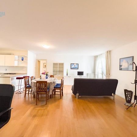 Cattedrale 5 Tirabora Short Rent Apartman Trieszt Kültér fotó